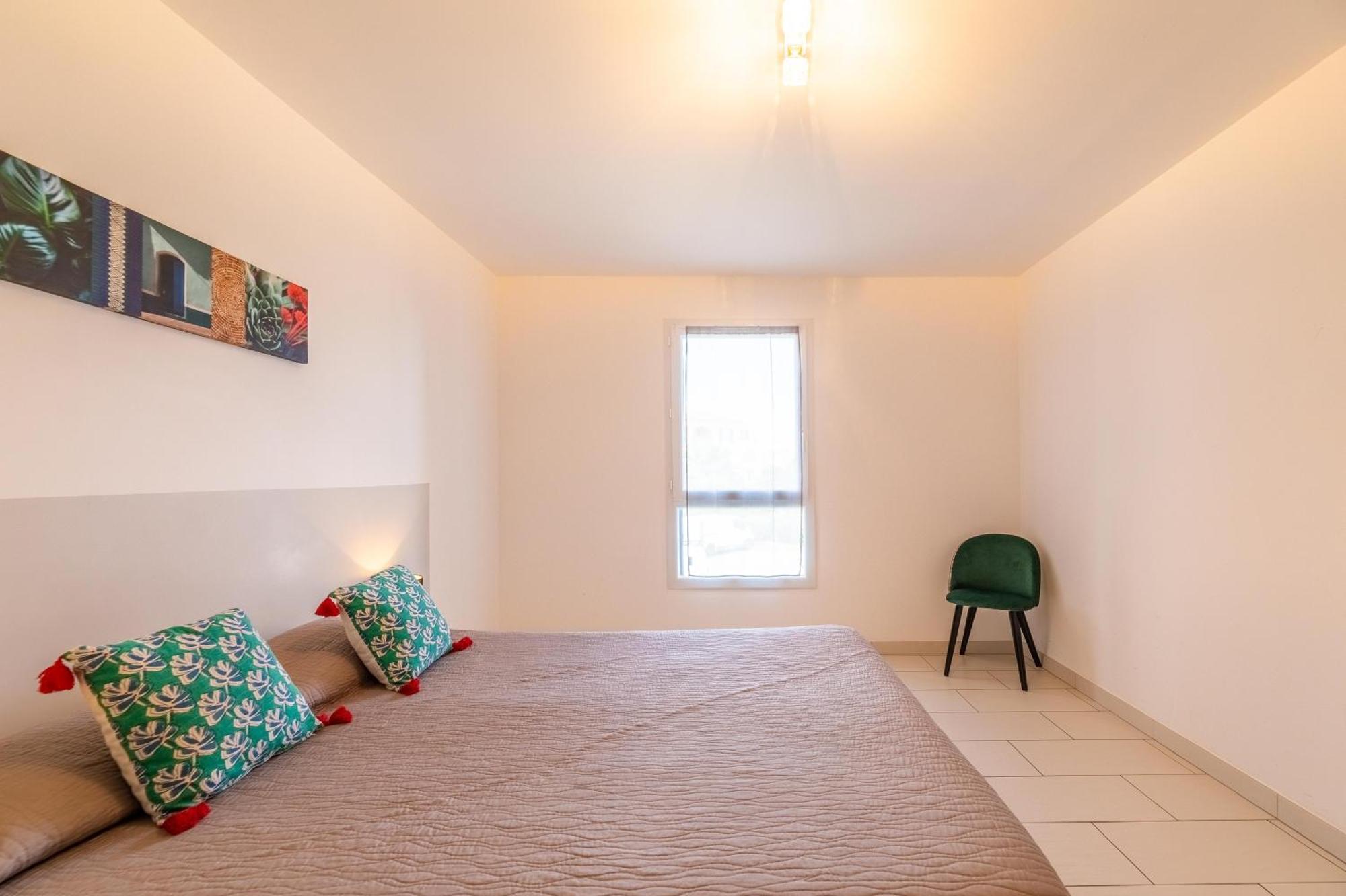 Résidence Les Alizés LʼÎle-Rousse Exterior foto